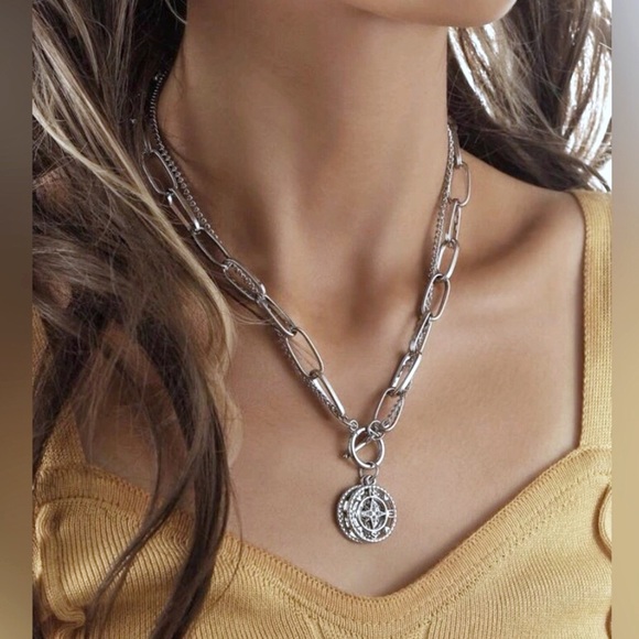 New Wanderlust ‘Go In The Direction of Your Dreams’ Coin Cutout Toggle Necklace - Picture 2 of 16